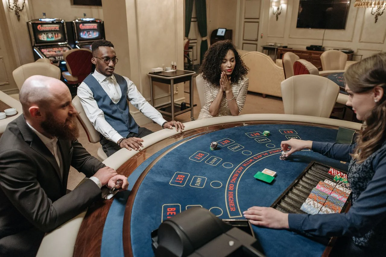 Giới thiệu f186